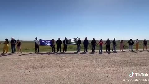 Texans Works Shifts To Guard Border Wall Gaps