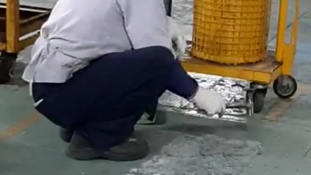 HOW TO REPLACE DAMAGED FLOOR PAINT