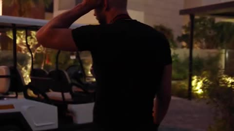 Andrew Tate buys new 3.5m Mansion!