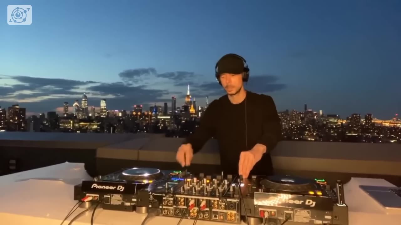 L7 Wake Your Mind Sessions 004 NYC Rooftop Set L7