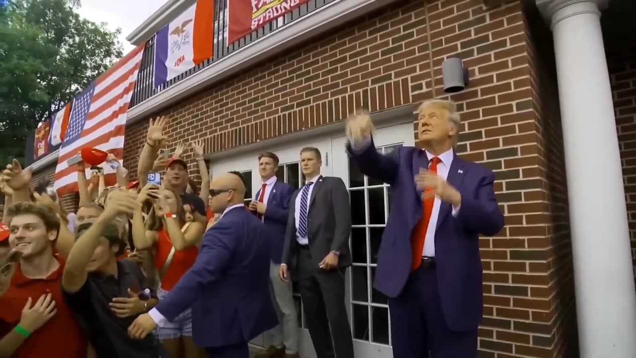 Hold On, I'm Comin' [ Trump edit ].