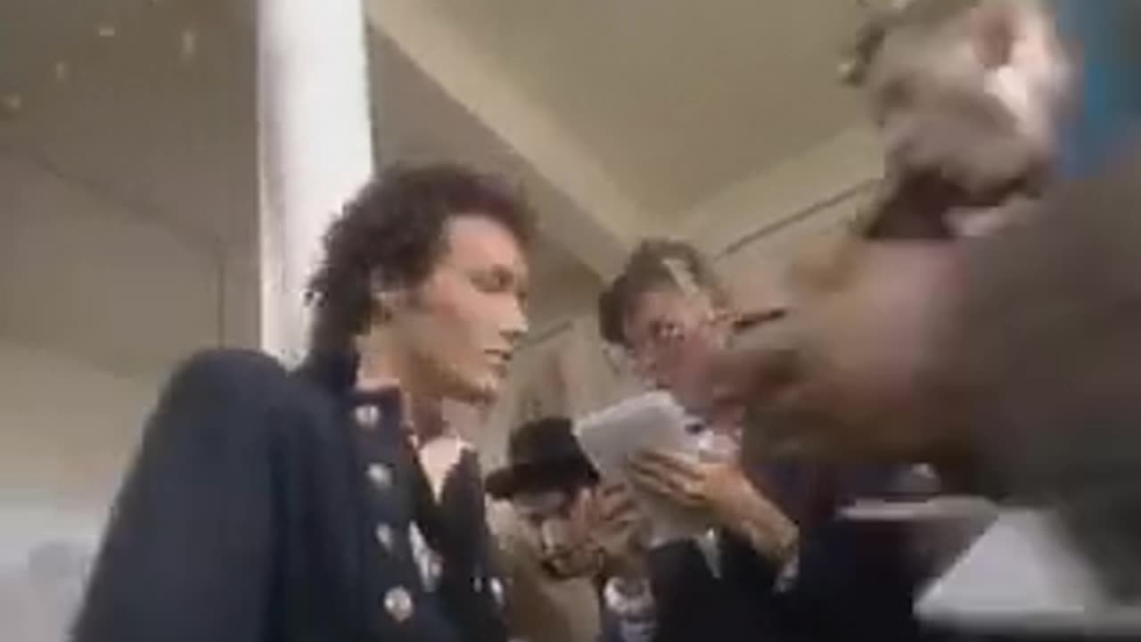 Goody Two Shoes, Adam Ant 1982