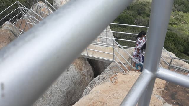 Polonnaruwa Isurumuniya pem yuwala