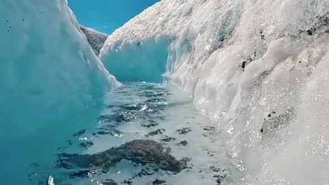 "Frozen Beauty: A Stunning Look at Natural Ice Rivers Around the World"