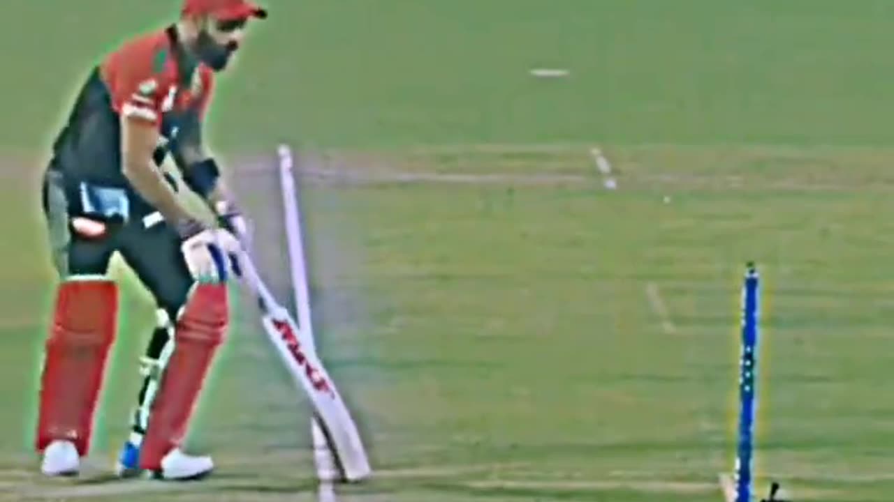 Virat kohli vs Sunil Narayan
