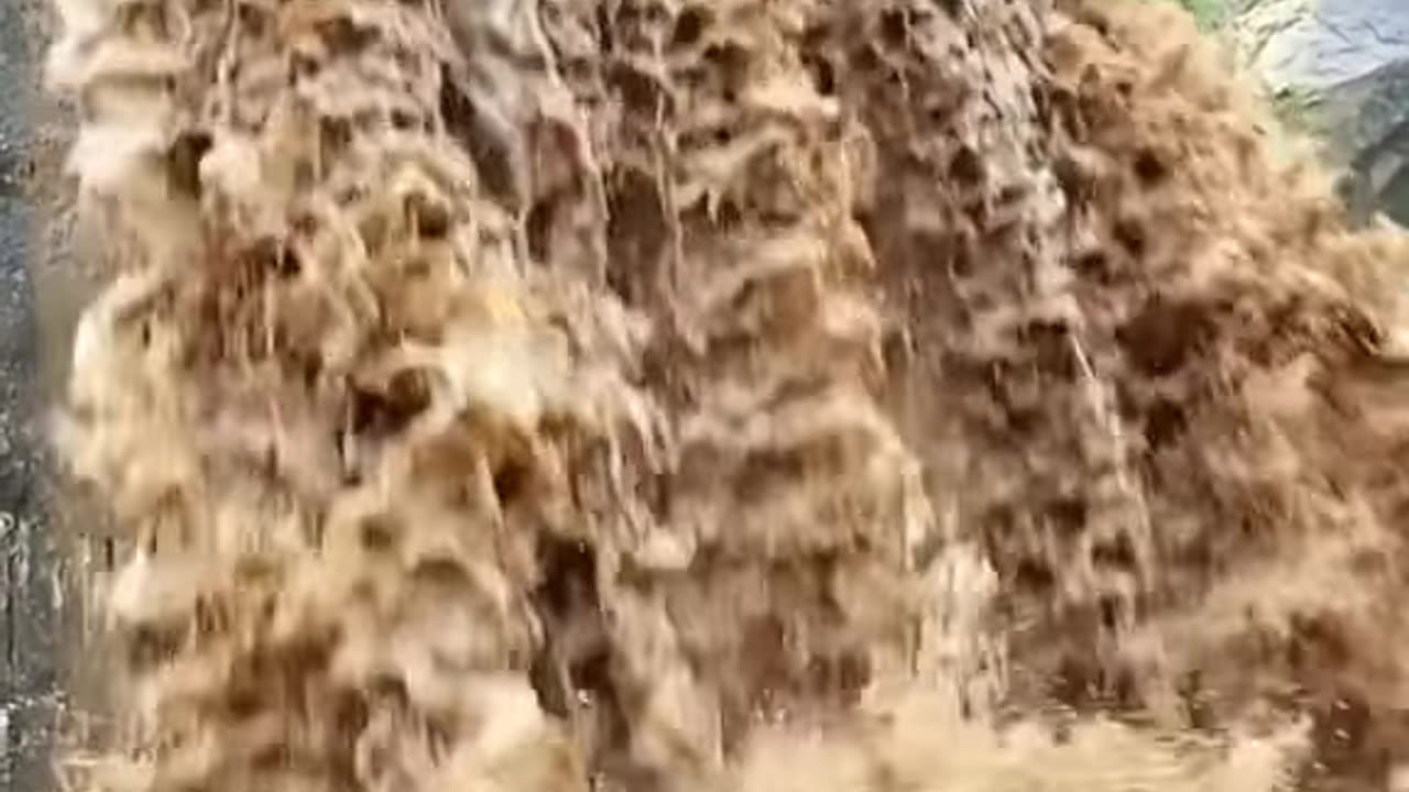 Heavy flood