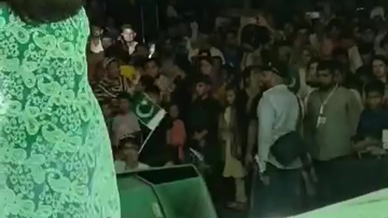 Bha Laga Ishq Hai, last night live in concert At Cen...