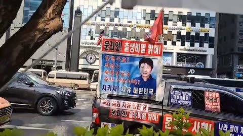 20210413_V3_S02(Tr4Zvmvtqm0)기분 좋은 주말! 청년 칭찬도 하고 폴리스라인도 철거하고 활기찬 강남역!