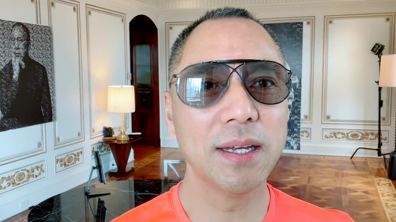 20211115文贵先生GETTR²：尊敬的战友们好，全世界都在准备着……共产党擀面杖子的虚假经济．即将崩塌，而准备各自的经济大逃亡……