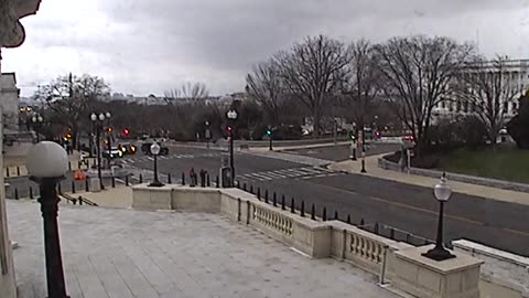 5144CHOB02RotundaExitExterior_2021-01-05_15h40min00s907ms.mp4