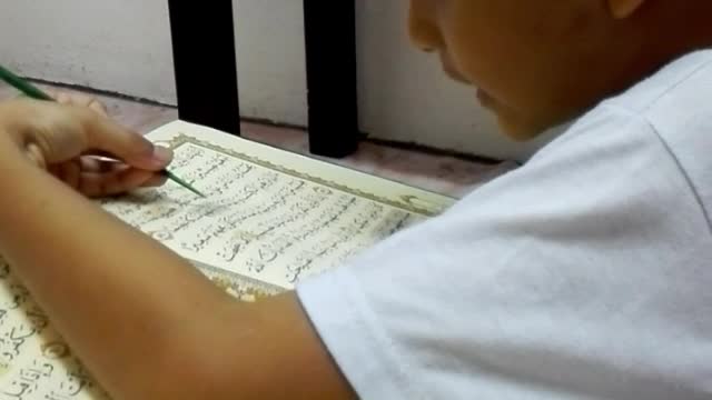 Rayyan Reading Al-Qur'an 6 Years 6 Month