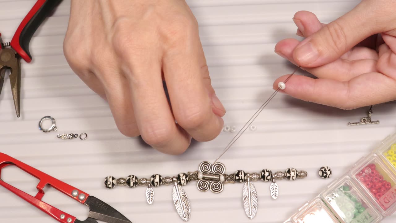 DIY Porcelain and Metal Beads Bracelet, Handmade Jewelry Tutorial