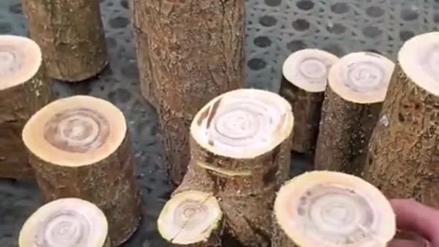 Small wooden flowerpot