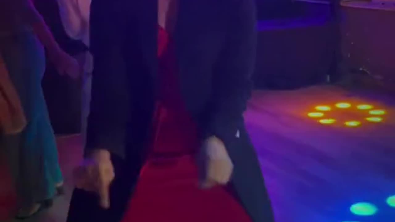 Pakistani defence Minister Khawaja Asif daughter sexy dance in party