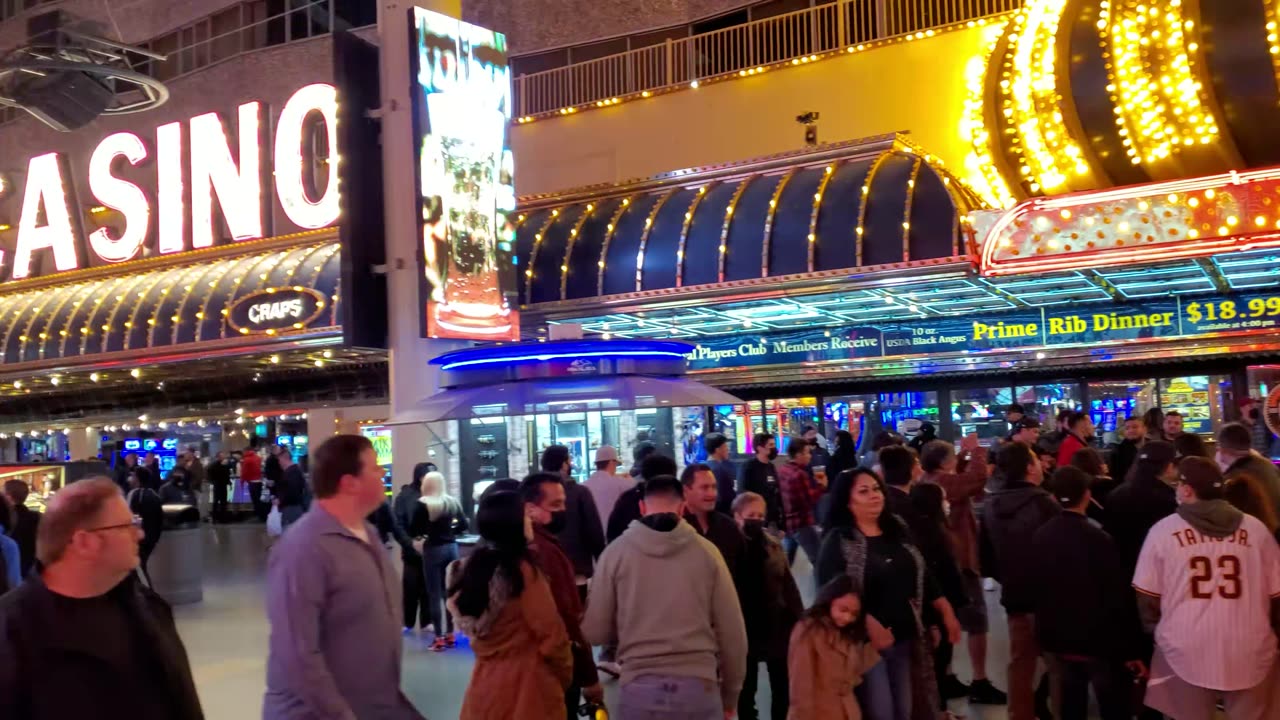 Dạo Phố Cũ Fremont St ở Las Vegas