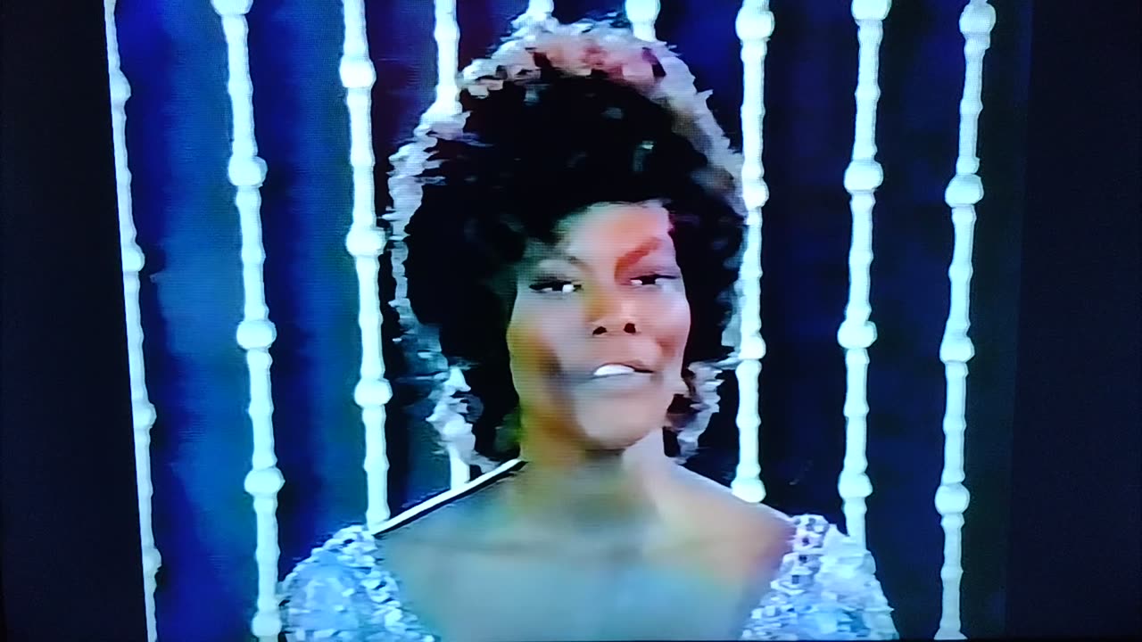 Dionne Warwick Let It Be 1971 Grammys Live