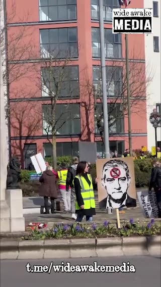 Londoners stand united against Sadiq Khan's 'Ultra Low Emissions Zone'