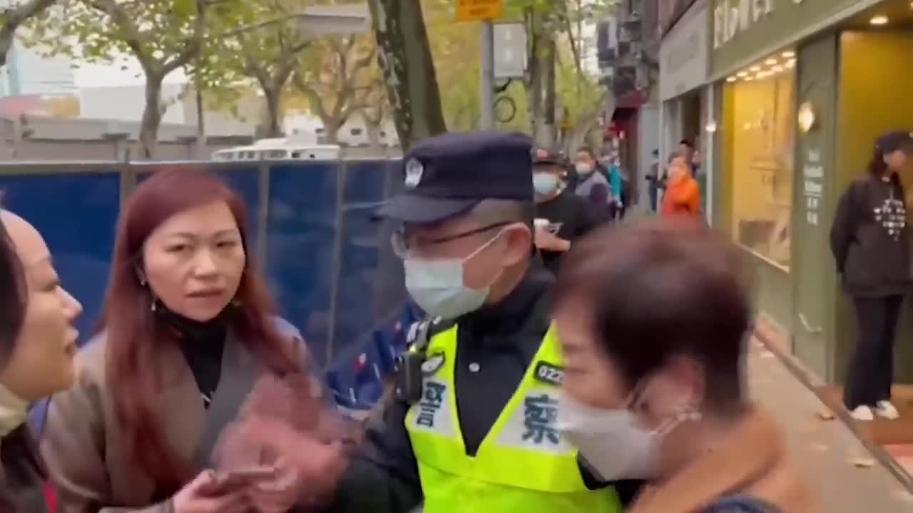 Police In China Cracking Down On ‘Zero-Covid’ Protests