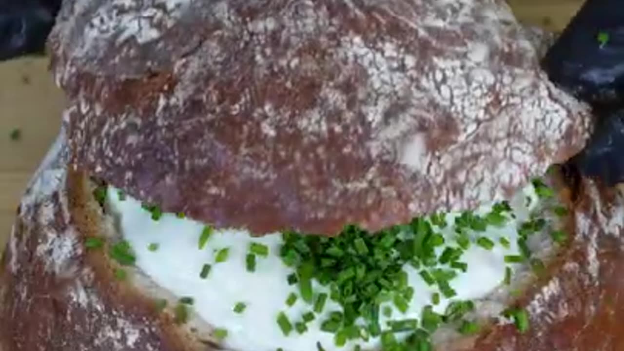 BREAD BOWL WITH CHEESE