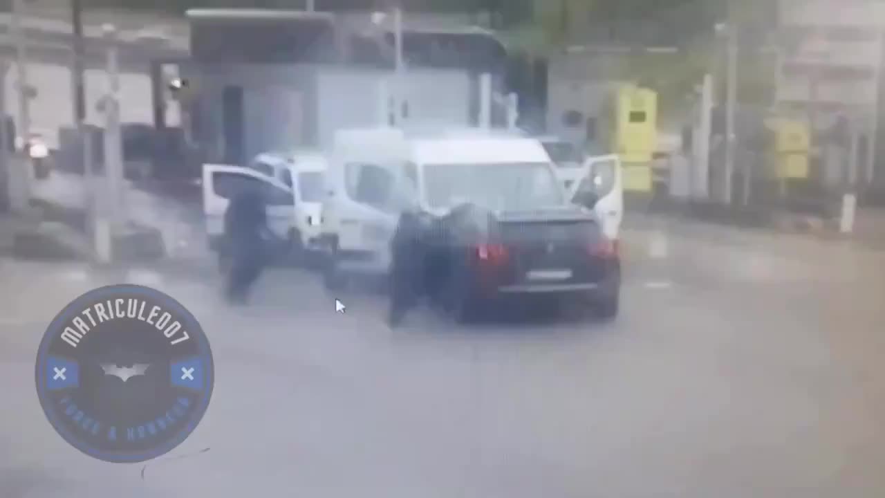 The first video available. We know more details of the attack on the guards in