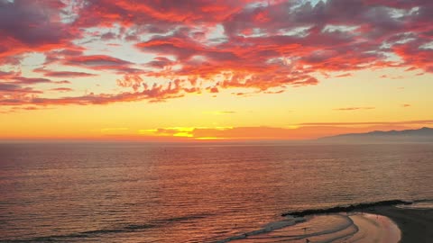 Twilight and the Peaceful Sea