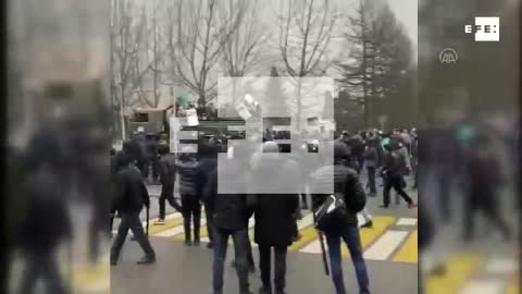 El presidente de Kazajistán ordena "disparar a matar" contra los manifestantes