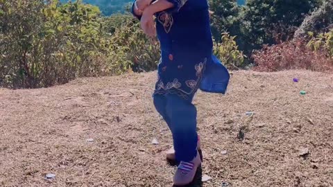 Gulabi sharara