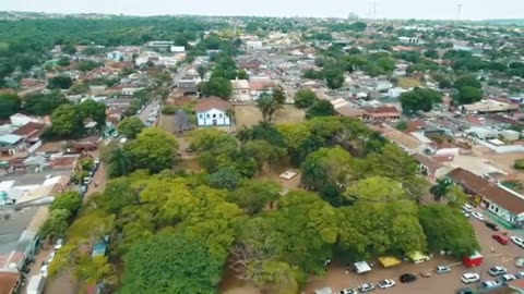 Tour pela praça da minha cidade