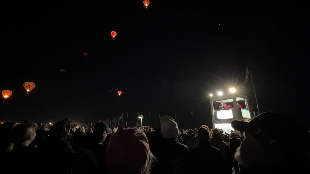 Balloons and weather forecasting at the Balloon Fiesta