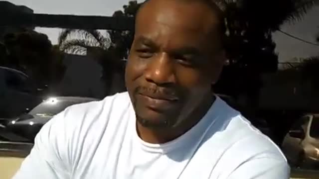CHRIS CORMIER IFBB PRO BODY BUILDER AND LIFEREGENERATOR WORKING OUT - May 6th 2011