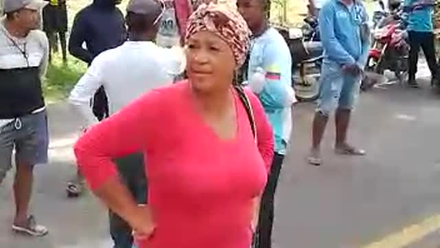 Bloqueo en vía San Onofre.