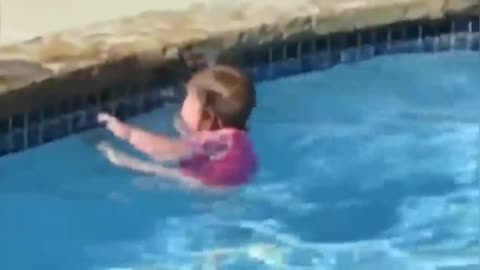 Viral Cute Babies swimming videos