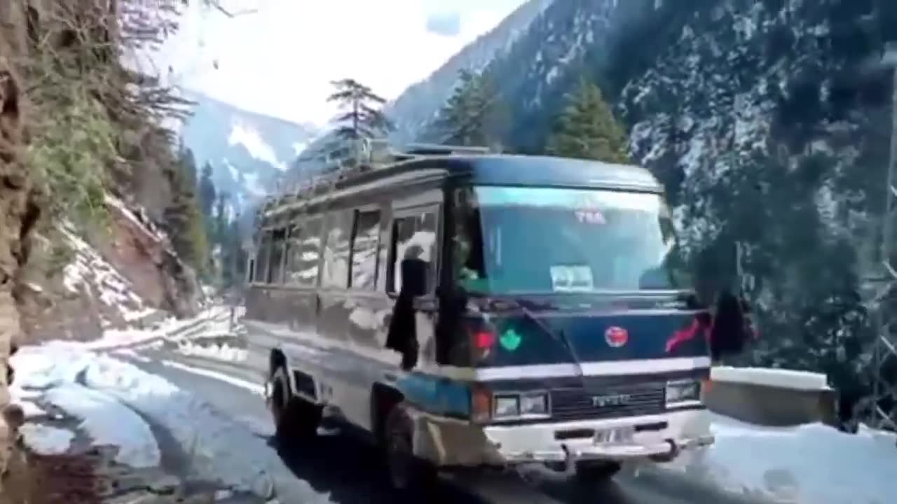 #neelumvalleykashmir آٹھمقام سے لوات ۔