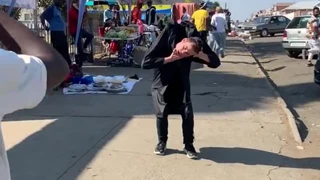 This magic scare passers-by away