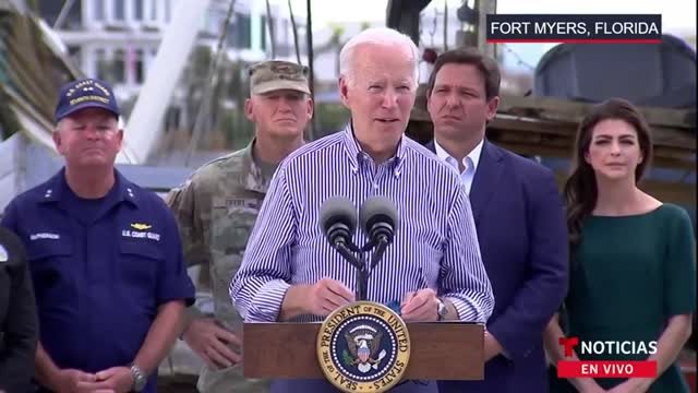 Joe Biden visita la zona devastada por el huracán Ian en Florida