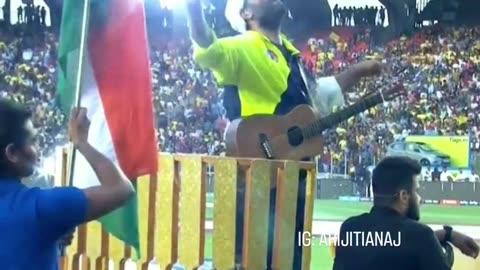 Arijit Singh singing