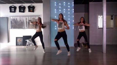 Beautiful girls dance 💃