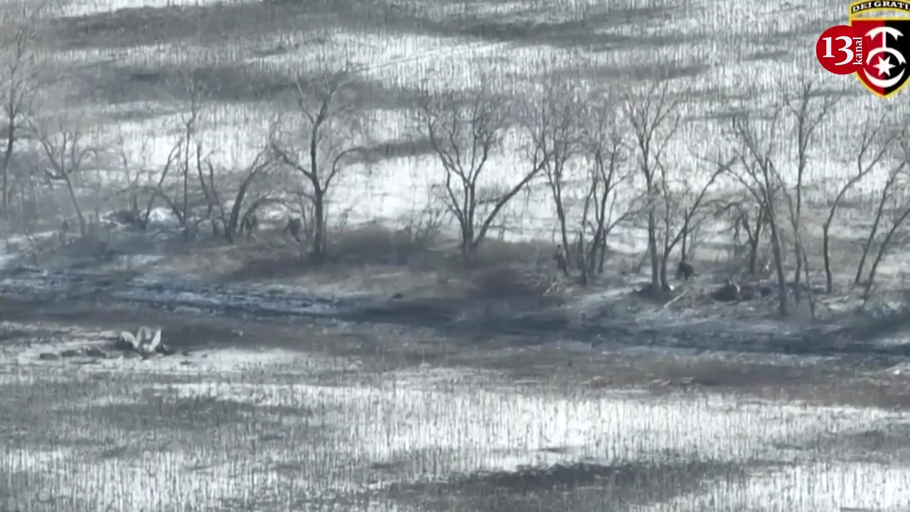 Large number of besieged Russian soldiers flee, abandoning the wounded and corpses