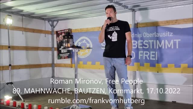 ROMAN MIRONOV, Free People - BAUTZEN, Kornmarkt, 17 10 2022, 89. MAHNWACHE, Bürgermikrofon