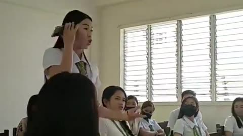 Filipina Girl TAlented in Singing