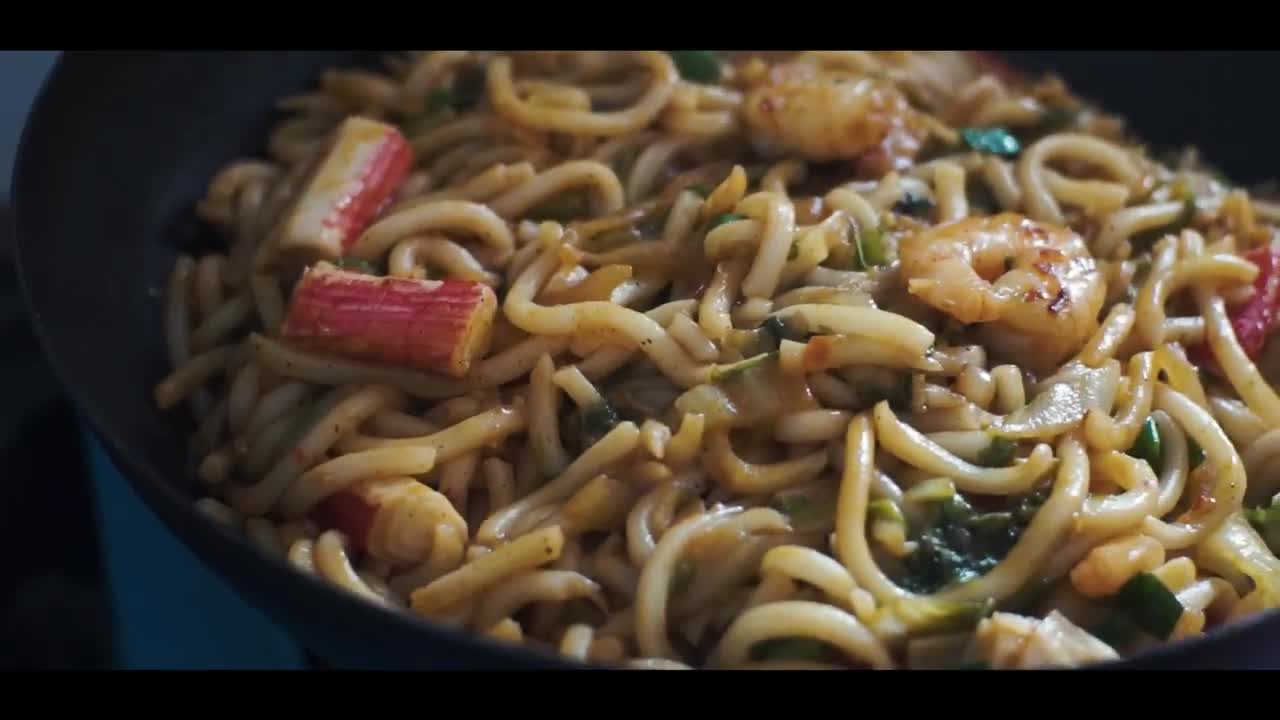 CGEats- Yaki Udon with Garlic Shrimp and Crabsticks