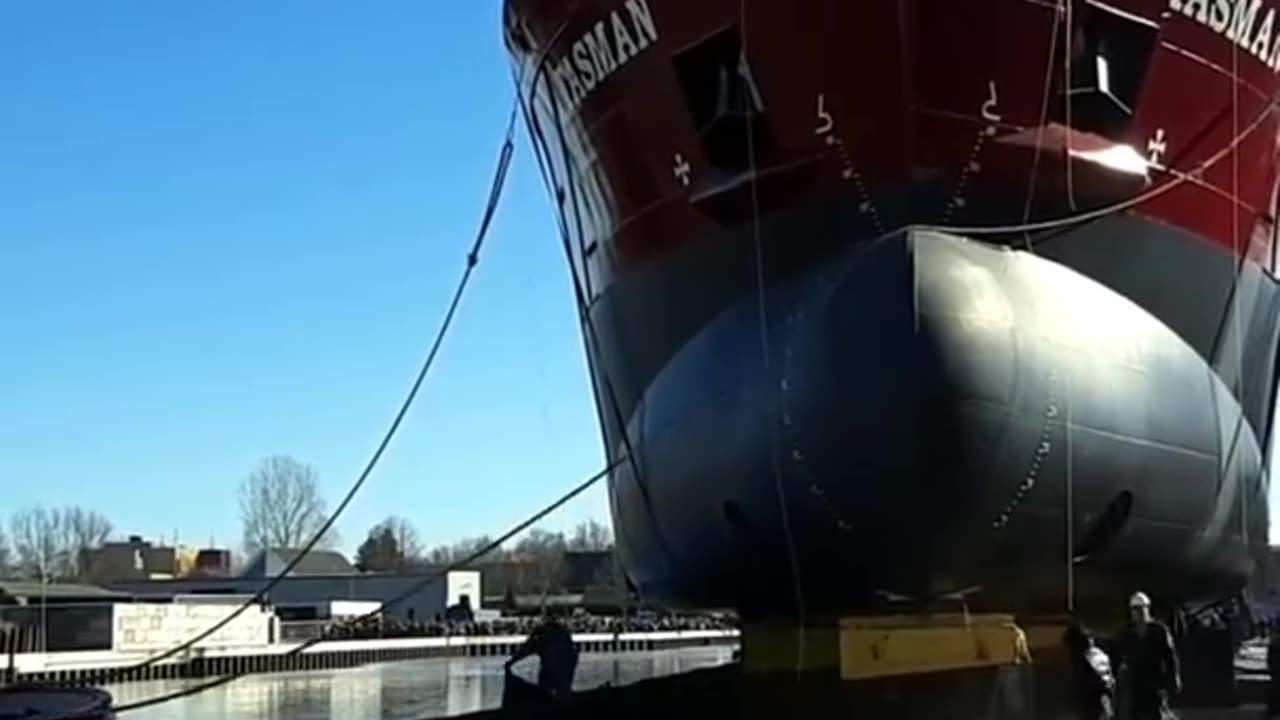 how a ship is launched in ocean. its insane