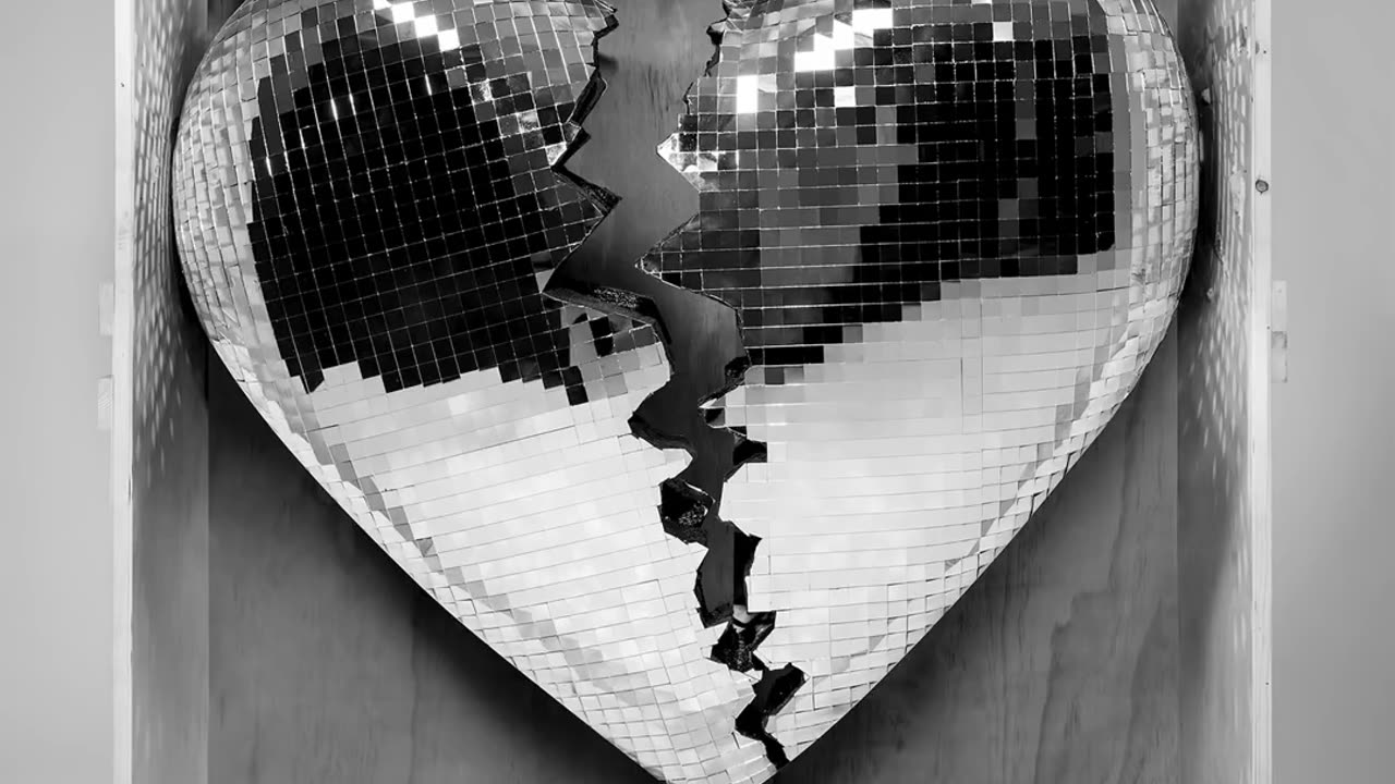 Nothing Breaks like a heart by Mark Ronson