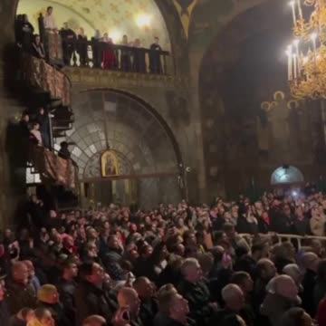 Kiev-Pechersk on New Year's Eve, as Kievans came to say goodbye to their Church