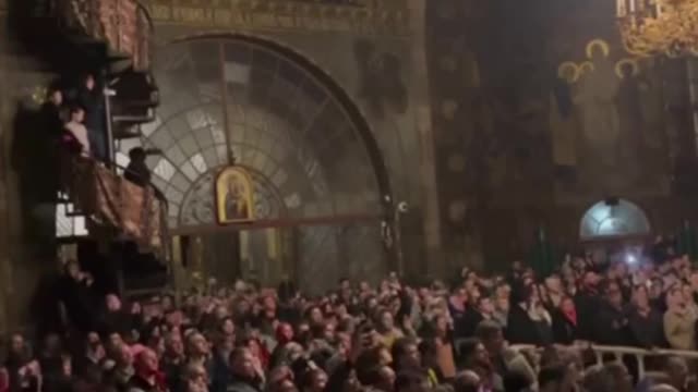 Kiev-Pechersk on New Year's Eve, as Kievans came to say goodbye to their Church