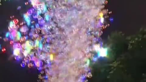 Automatic flashing rocket