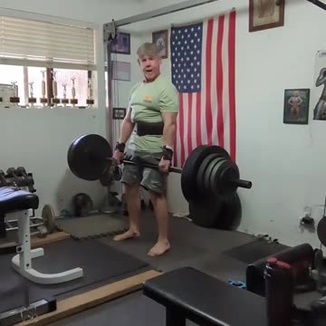ARE THERE ANY FREINDLY AMERICANS LEFT ANYWHERE. 64 yr old Natty DEADLIFT DAY 315x1r🎥 TUESDAY OCT 10-