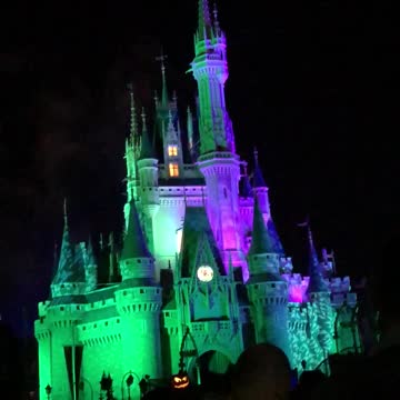 Grim Grinning Ghosts- Disney World 2018