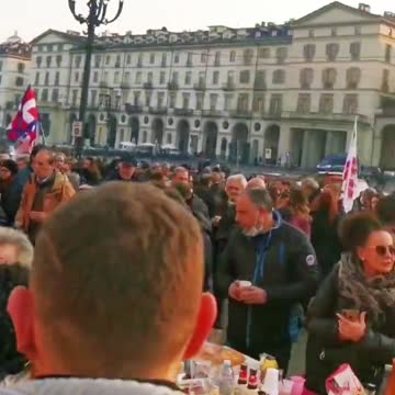 Can't go into restaurants without a pass in Turin? NO PROBLEMO!!!