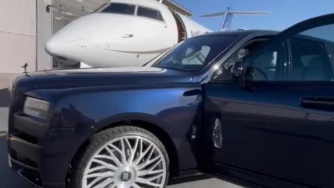 Taking your travel to a new level 📈 Are you taking the Rolls-Royce or Jet to get around?!